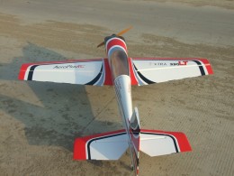 AeroPlusRC EXTRA 330LT 120CCM 2,83 M Spw. weiß/rot/schwarz APG120001A